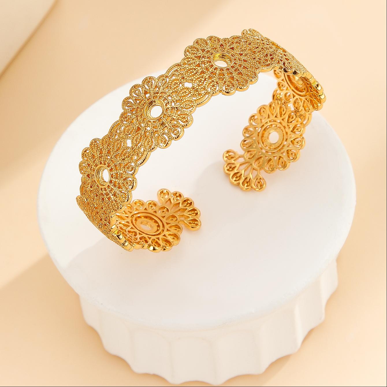 Bracelete Palace Lace Floral Banhada a Ouro 14K