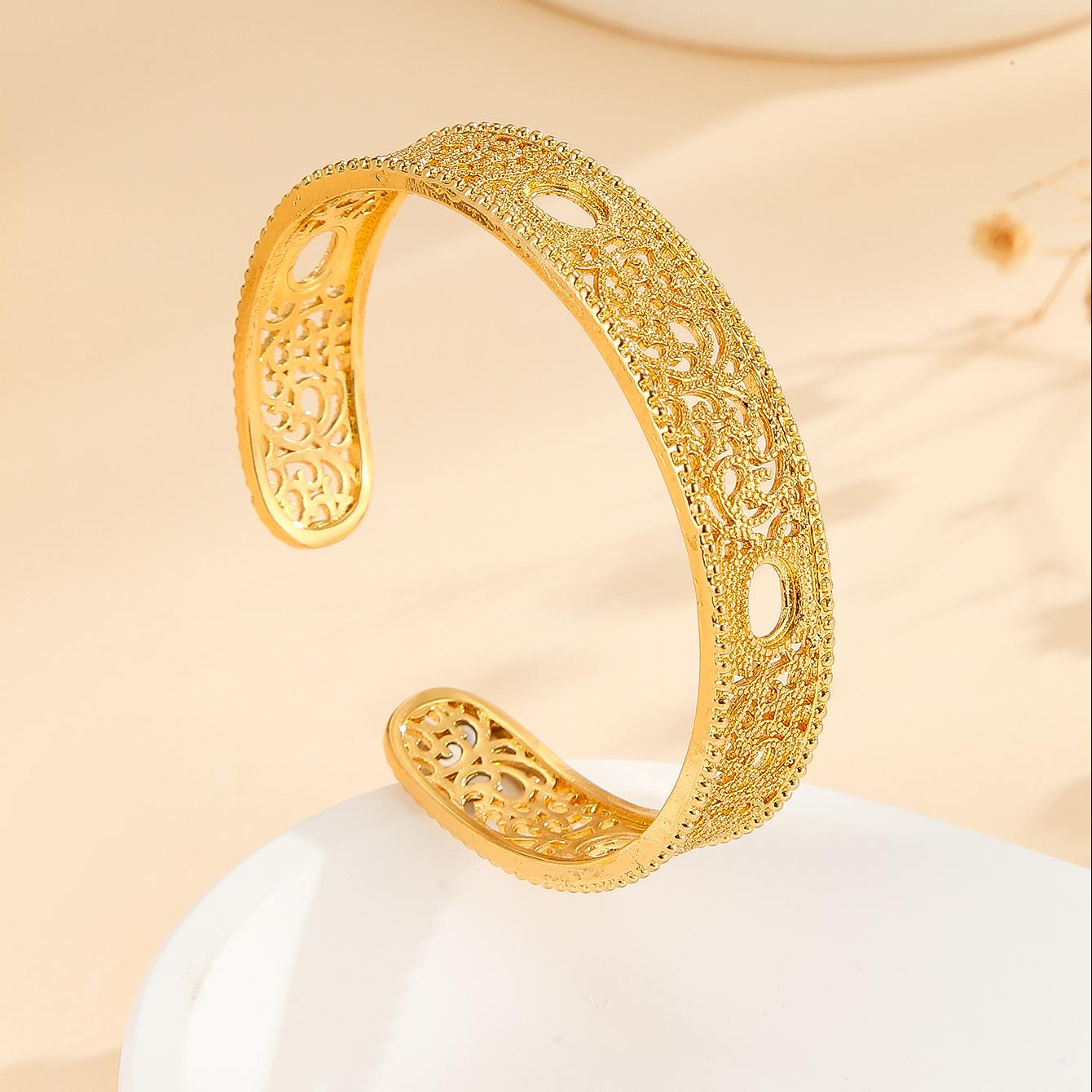 Bracelete Palace Lace • Floral ou Liso • Banhada a Ouro