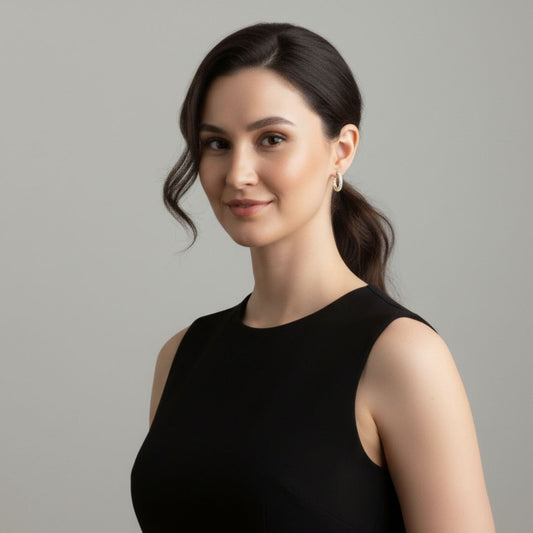 Brinco com Zircônias • Circle Glow • Banhados a Ouro 18K