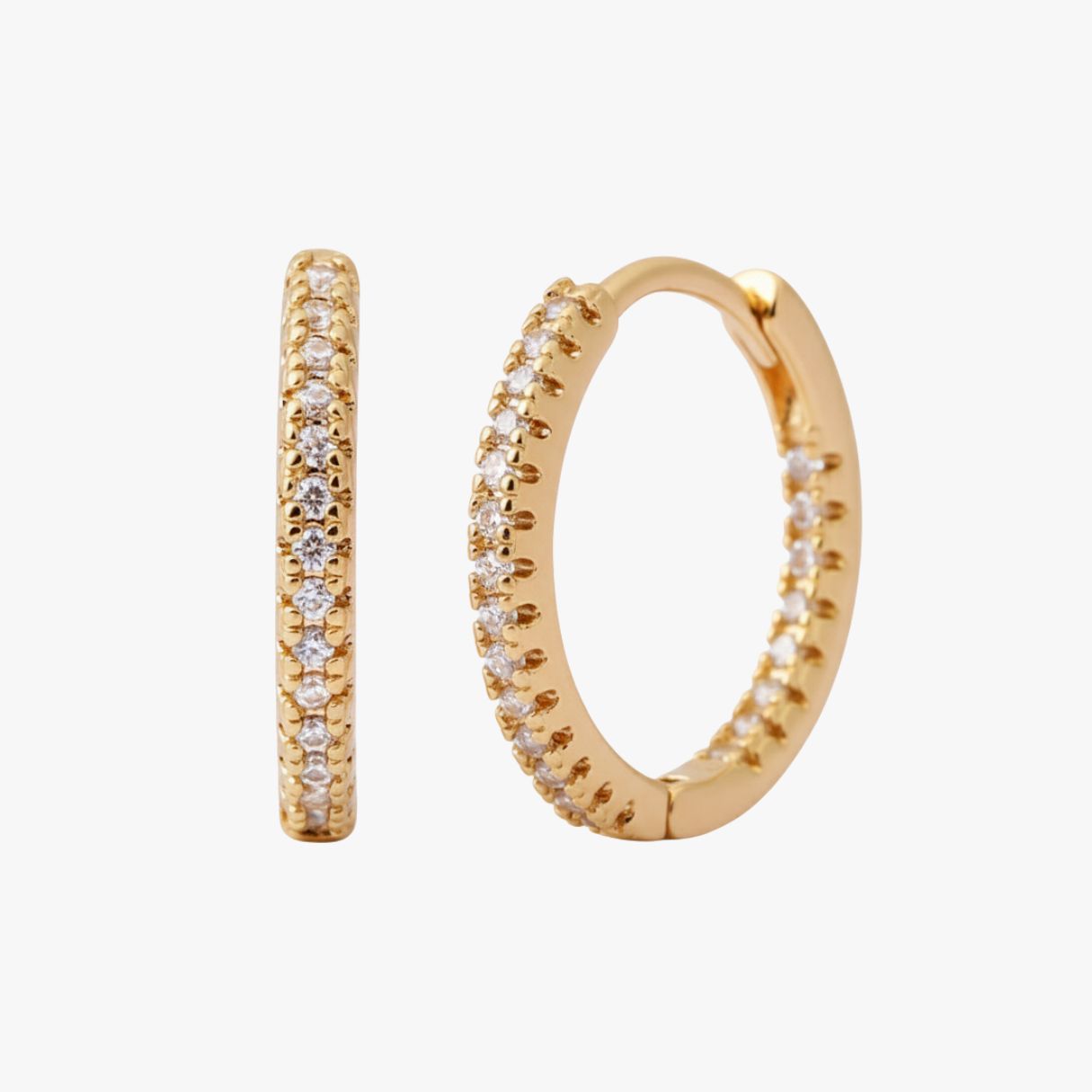 Brinco com Zircônias Circle Glow Banhados a Ouro 18K