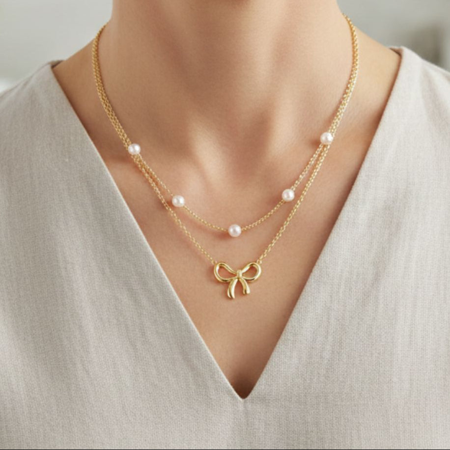 Choker Dupla Camada com Laço e Pérola Pearly Bow Banhada a Ouro 18K