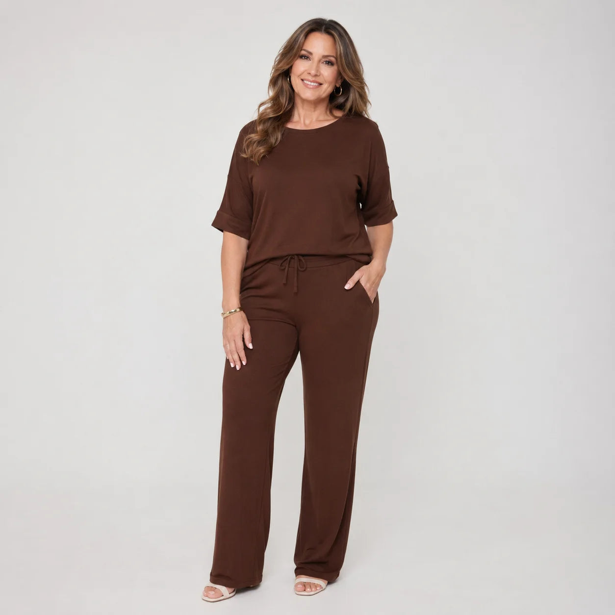 Conjunto Feminino de Malha Lisa Calça Pantalona e Blusa - Isabel