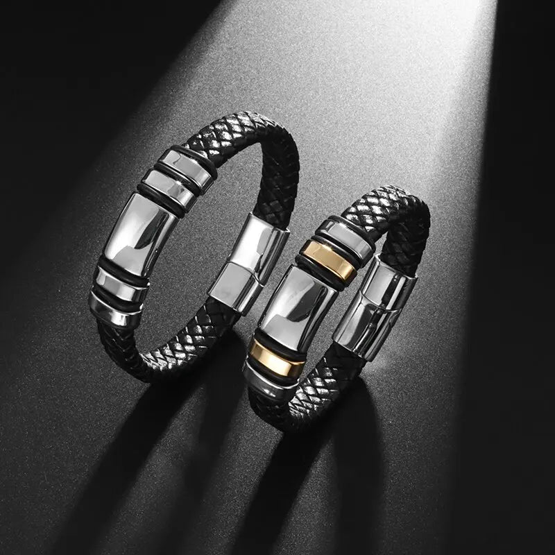 Pulseiras Clássicas trançadas a mão, em couro e fecho magnético