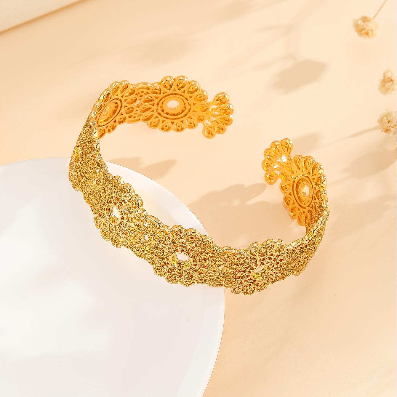 Bracelete Palace Lace • Floral ou Liso • Banhada a Ouro
