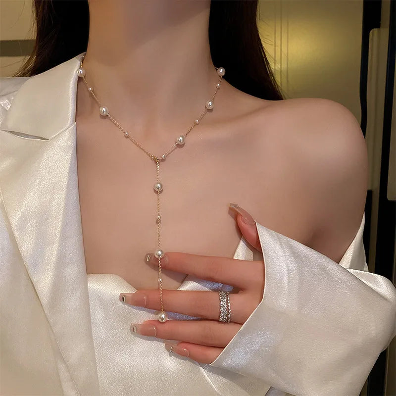 Colar Pérolas com Detalhes Estrelados Starry Pearl